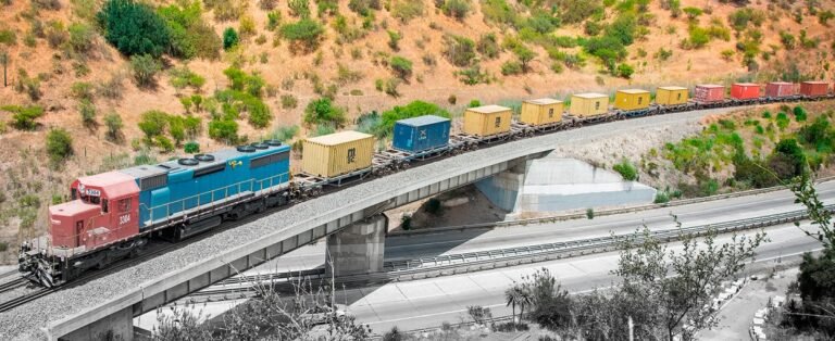 trenes vs camiones